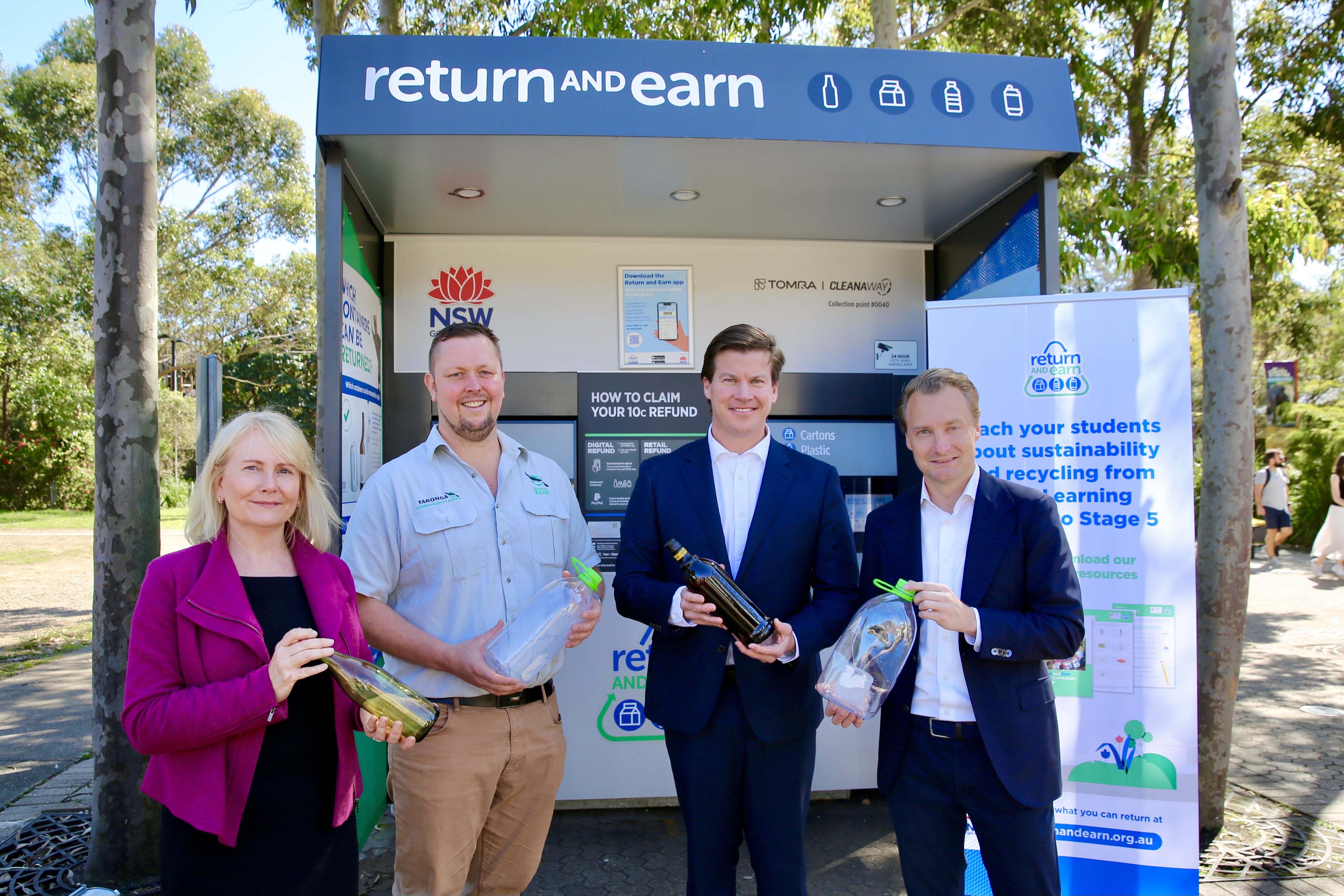 (From left) Exchange for Change CEO Danielle Smalley, Taronga Director of Welfare, Conservation and Science Nick Boyle, TOMRA Cleanaway CEO James Dorney and NSW Environment Minister James Griffin