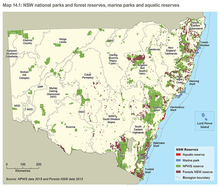 Map of New South Wales showing the distribution of national parks, forest reserves, marine parks and aquatic reserves in place at the end of 2015. Bioregion boundaries are also shown. Refer to the main text for further information